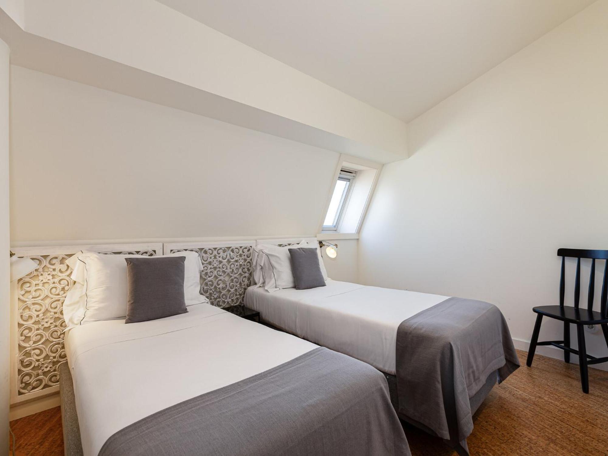 Stylish With Views In *
