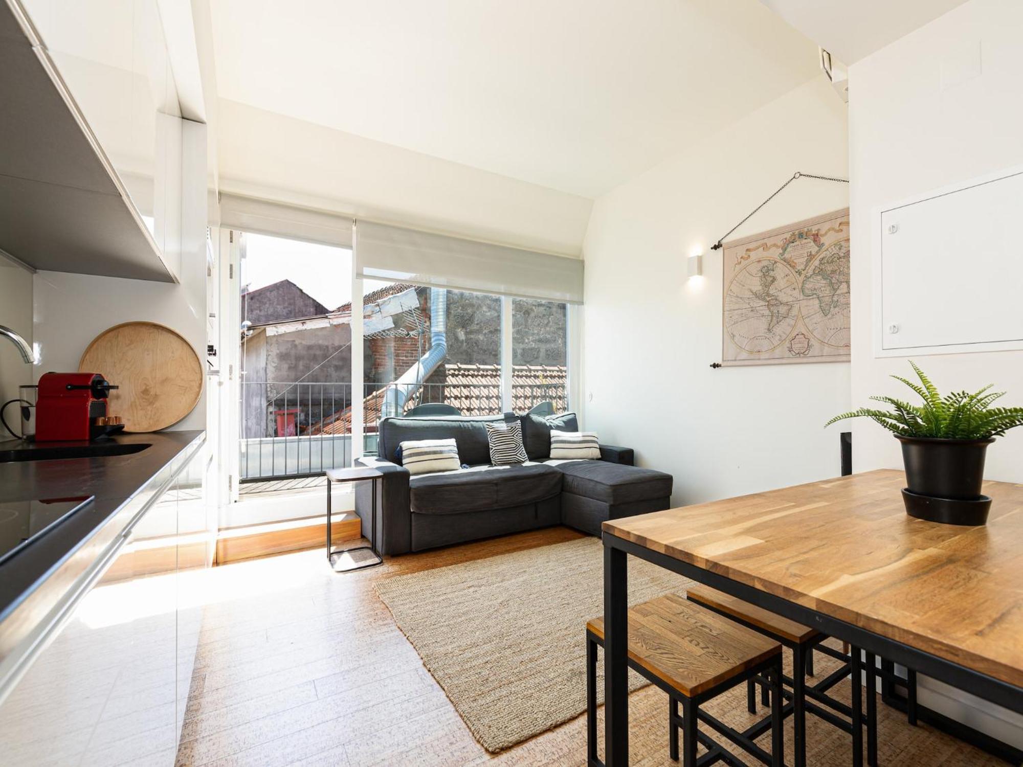 Stylish With Views In Oporto